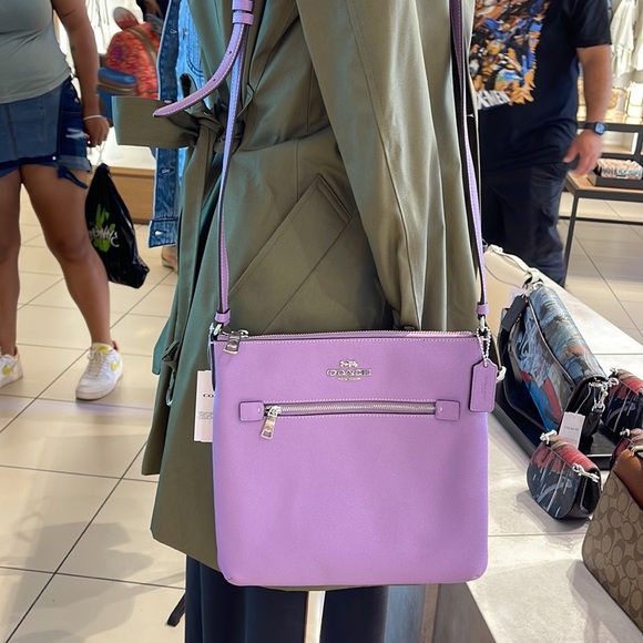 COACH ROWAN FILE BAG (COACH C1556)
SILVER/IRIS
NWT - Picture 9 of 16